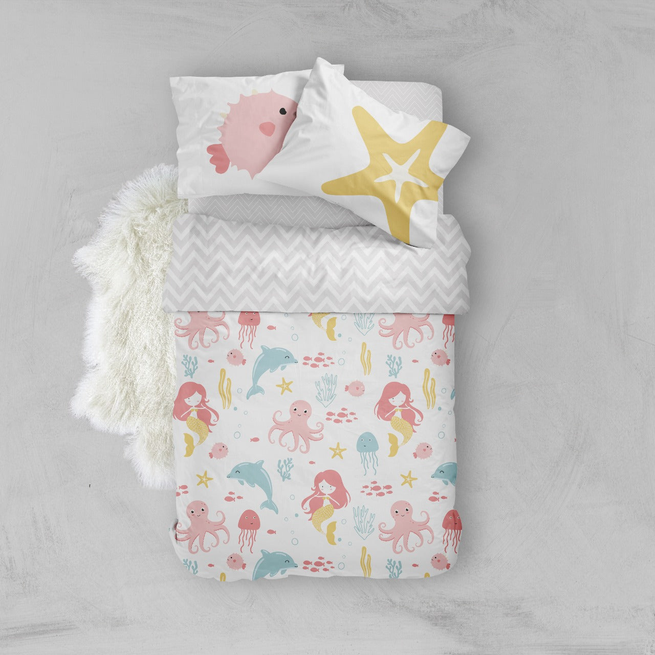 Little Blessings Cute Fish Sea Bed Set