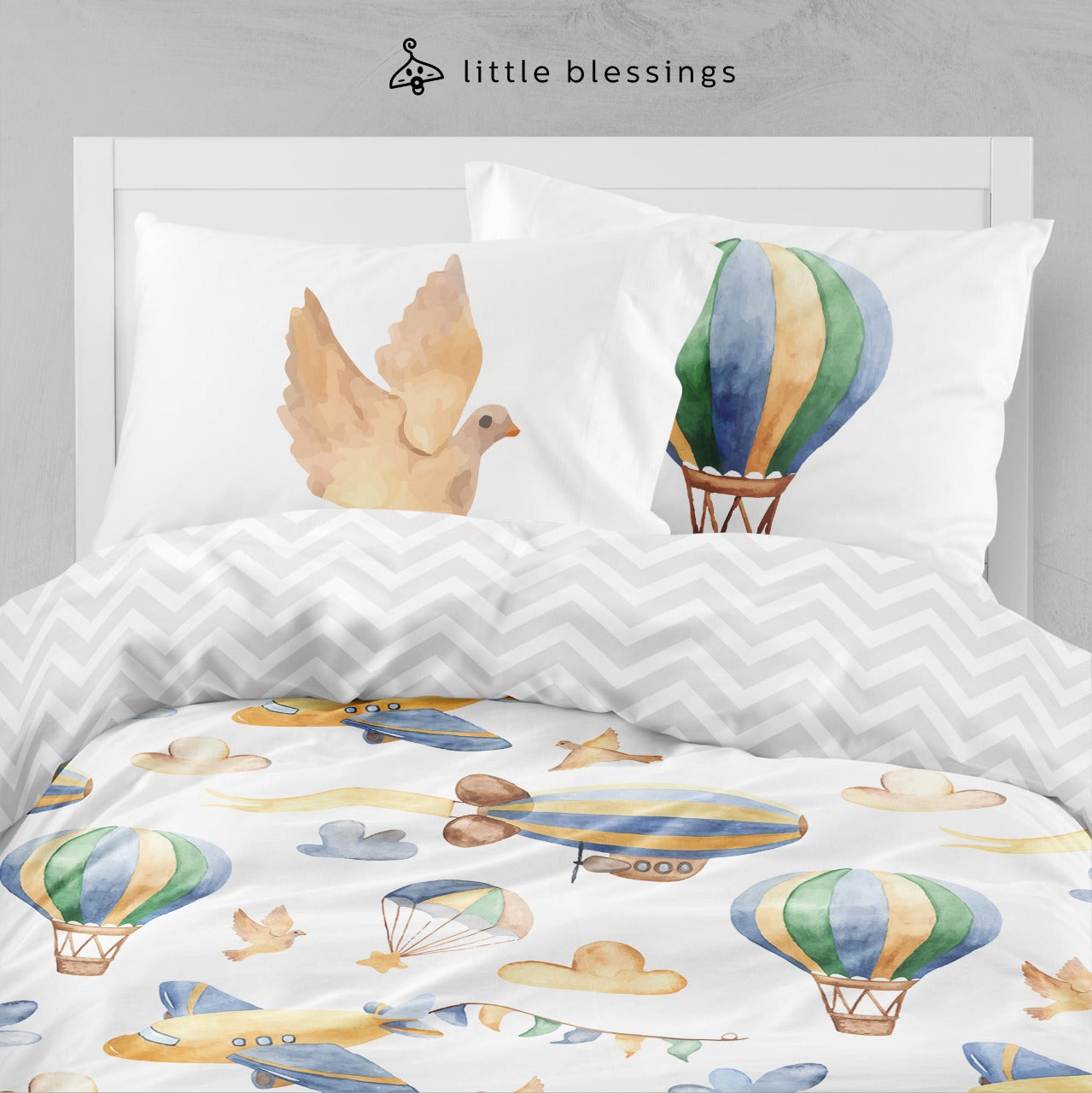 Air Balloon and Planes Bed Set