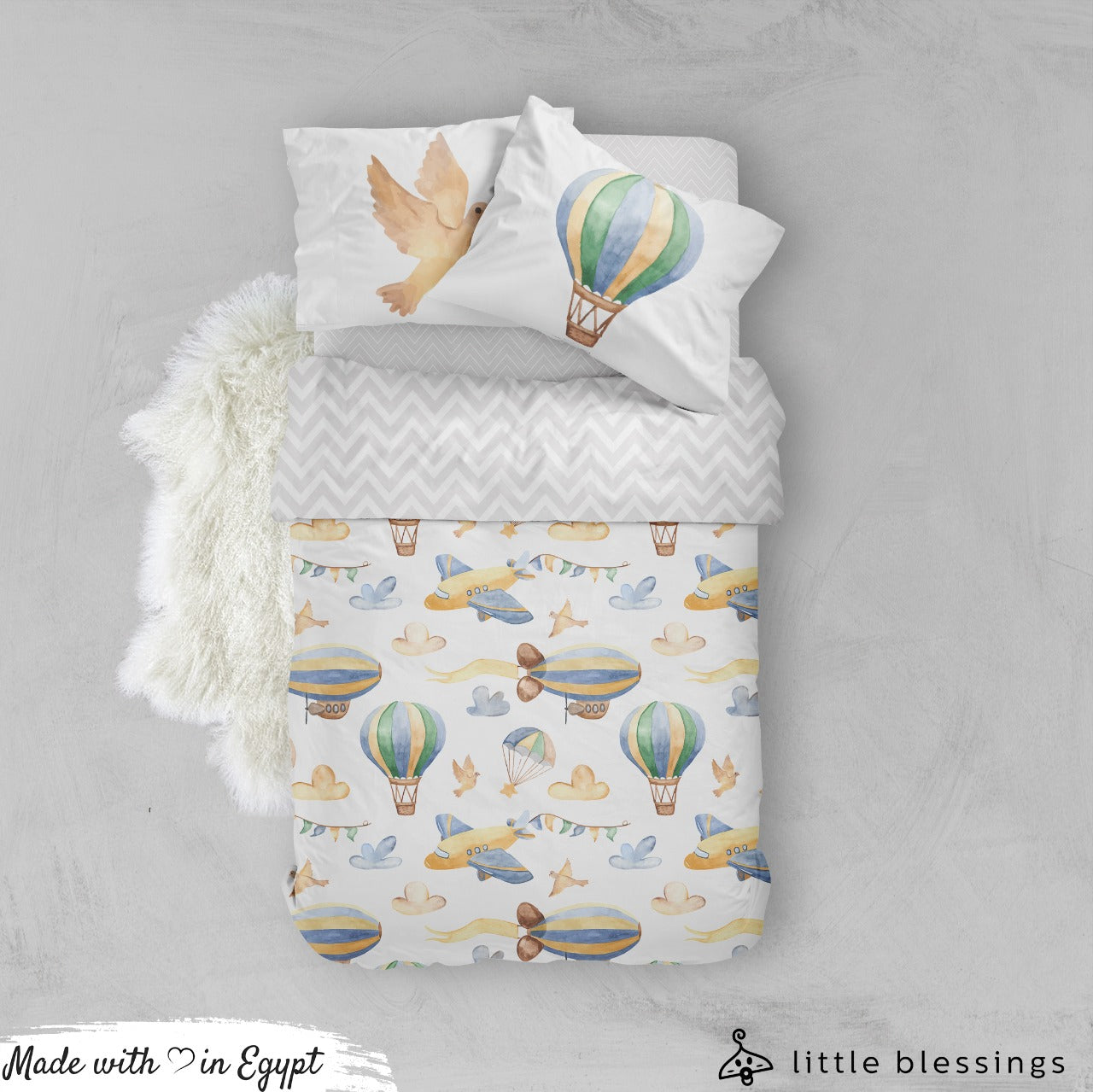 Air Balloon and Planes Bed Set